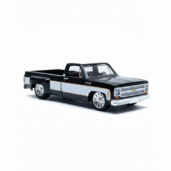 M2 Machines Mijo Exclusive 1977 Chevrolet Cheyenne Super 30 Pickup Truck Black/White