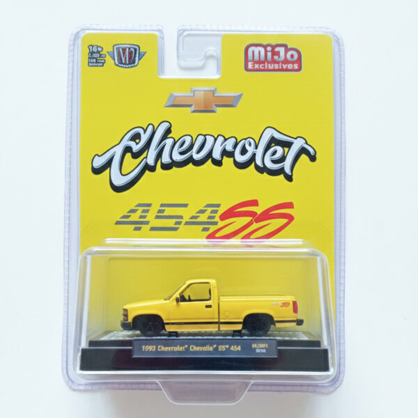 M2 Machines Mijo Exclusive 1993 Chevrolet SS 454 Pickup Truck Yellow