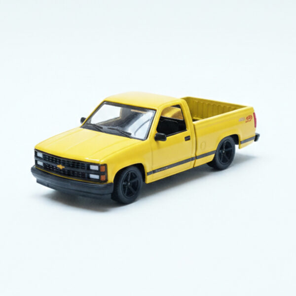 M2 Machines Mijo Exclusive 1993 Chevrolet SS 454 Pickup Truck Yellow