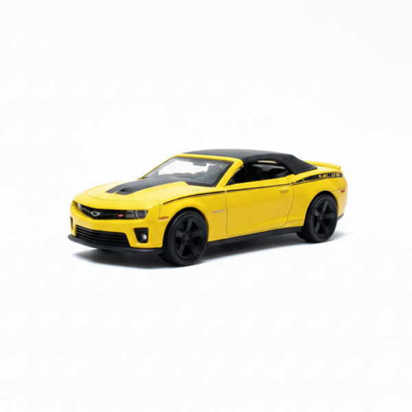Johnny Lightning 2013 NICKEY Chevrolet Camaro ZL1